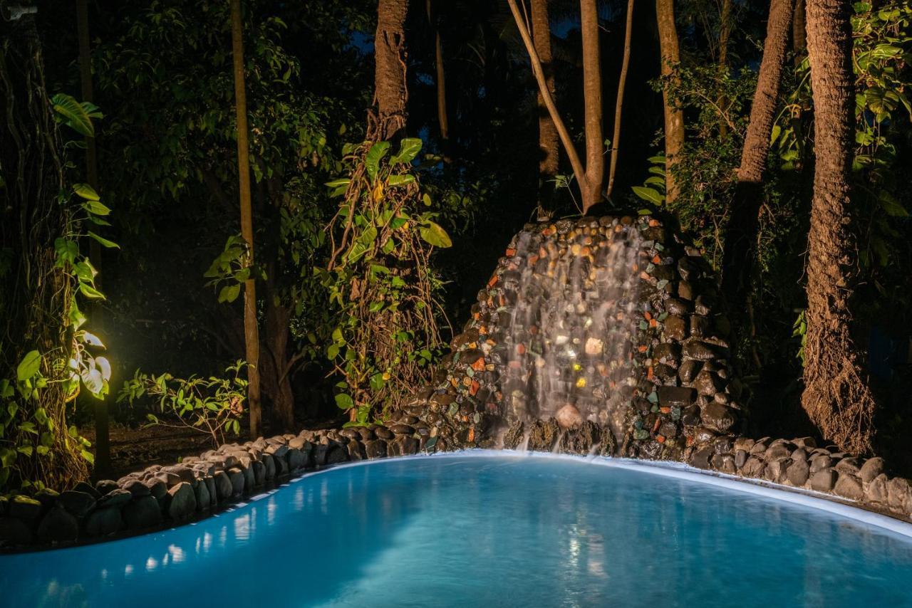 Saffronstays Chikoo Wadi- 3Bdr Pet-Friendly Villa With Pool In Boisar 外观 照片